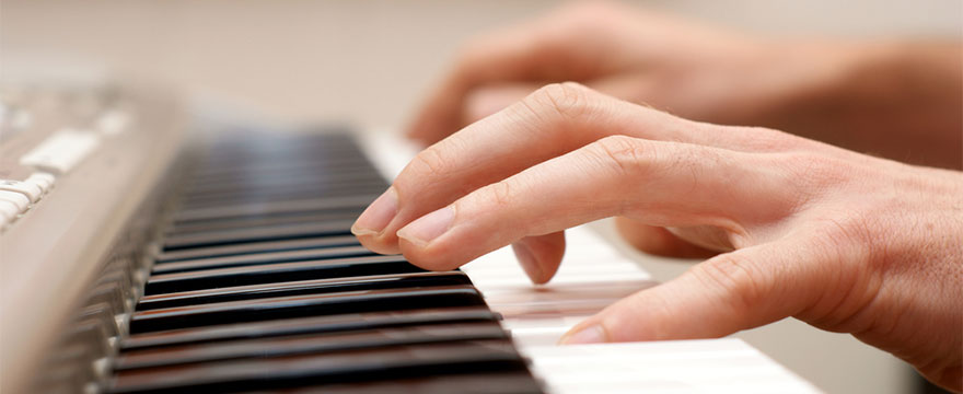 How to play like Fats Domino – Left hand piano tutorial